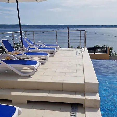 With Swimming Pool And Sea View * Starigrad Paklenica