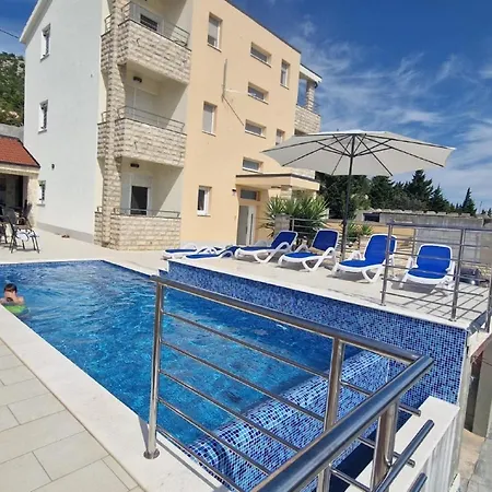 Apartmán In Croatia Near The Adriatic Coast Starigrad Paklenica