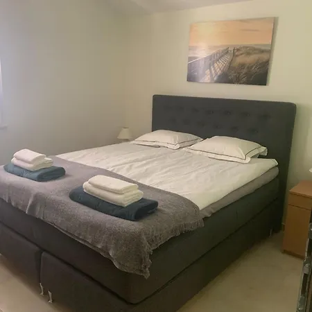 Apartamento With Swimming Pool And Sea View Starigrad Paklenica