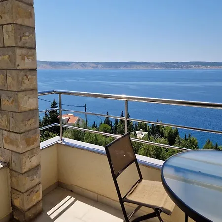 Appartement In Croatia Near The Adriatic Coast *